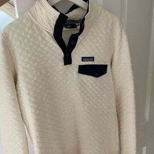 EUC Patagonia Pullover